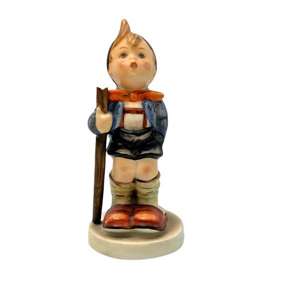 HUMMEL LITTLE HIKER #60 2/0 FIGURINE - Picture 1 of 16